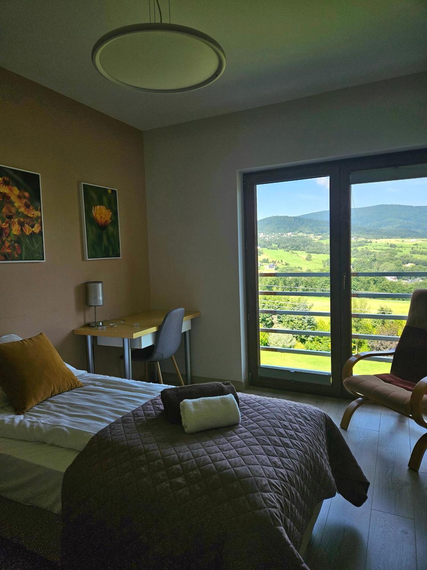 Beskid Rose & *